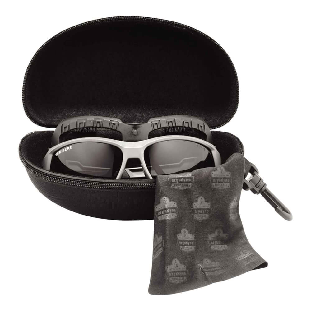 ProFlex&reg; 3222  black Zipper Case w/ Clip sunglasses-case